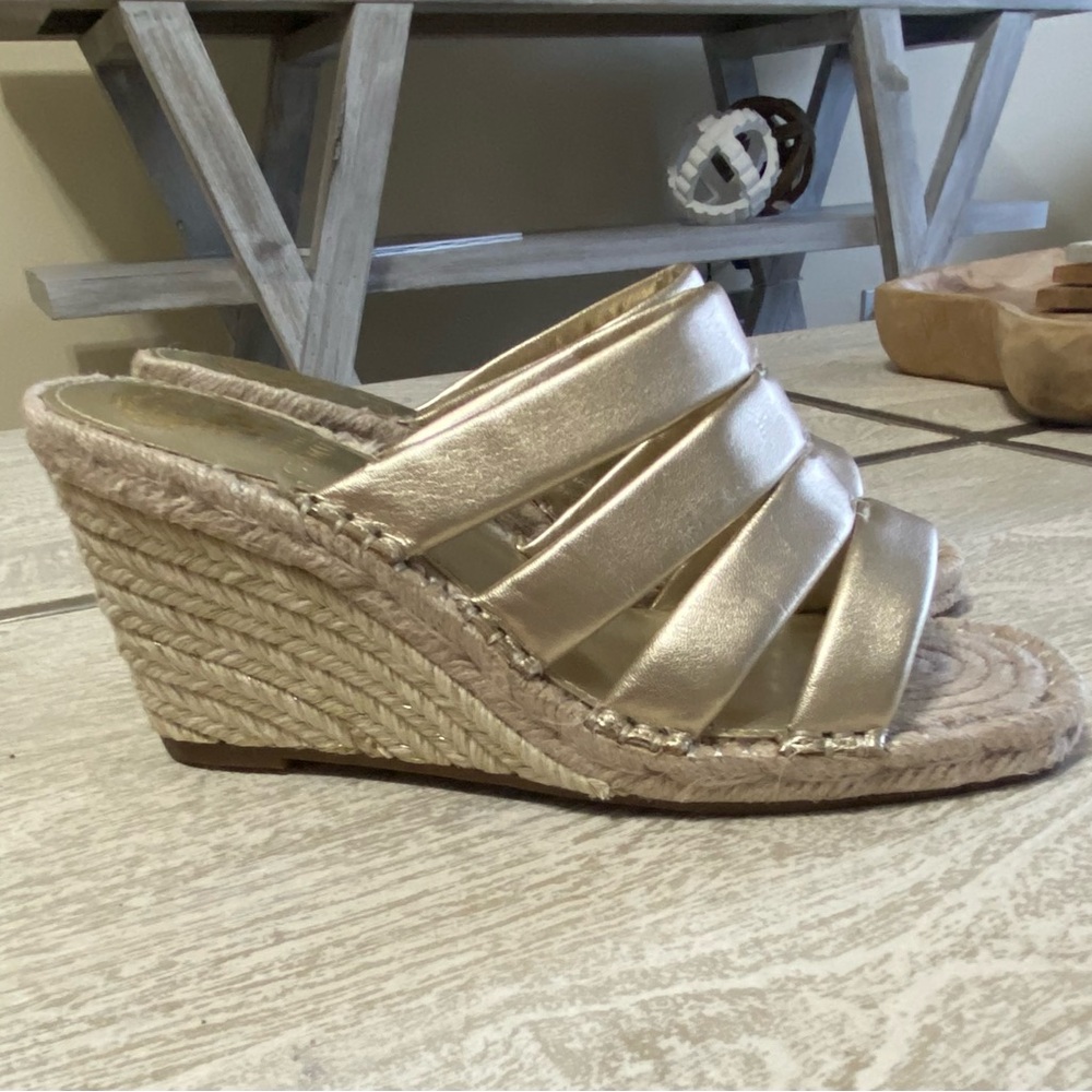 Vince Camuto Gold Metallic Espadrille Platform Wedge Sandals